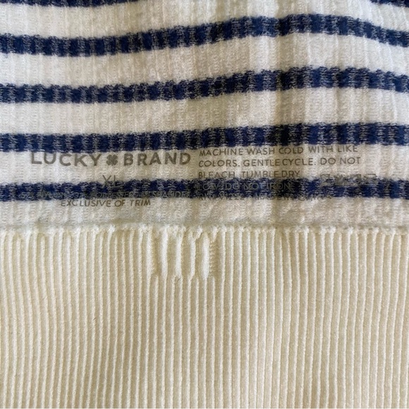 Lucky Brand Bralette SZ XL, NWT, crisscross double strap, soft cups comfy - Picture 4 of 10